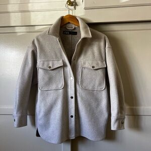 Zara Light Gray Overshirt with Pockets